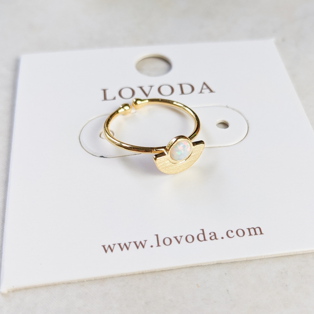 š¦LASTš¦ NWT Lovoda Wide Eye Opal Ring